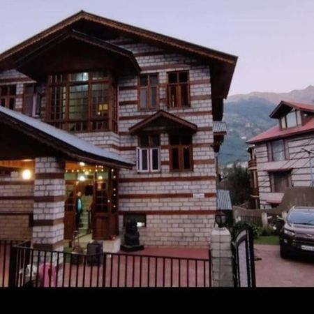 Aroma TARU VILLA / cottage ,Manali Eksteriør billede