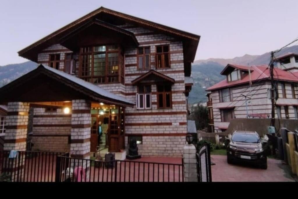Aroma TARU VILLA / cottage ,Manali Eksteriør billede