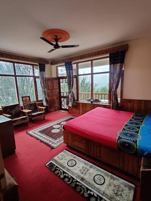 Aroma TARU VILLA / cottage ,Manali Eksteriør billede